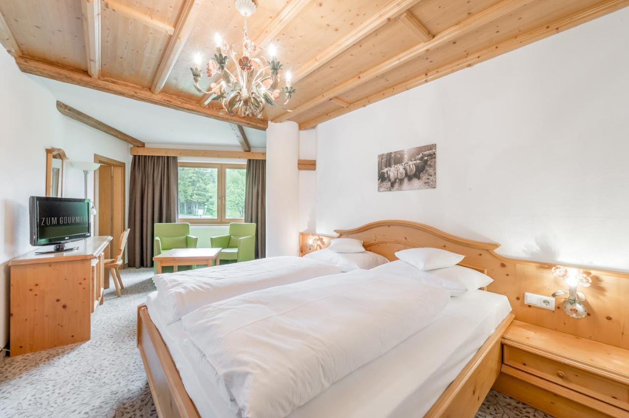 Hotel Zum Gourmet Зеефельд в Тироле Экстерьер фото